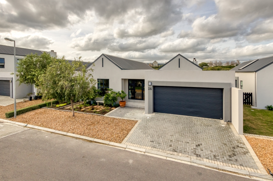 To Let 4 Bedroom Property for Rent in Aan de Wijnlanden Western Cape